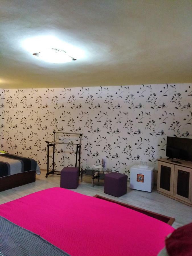 فندق Casa Cu Butoi سوفاتا المظهر الخارجي الصورة