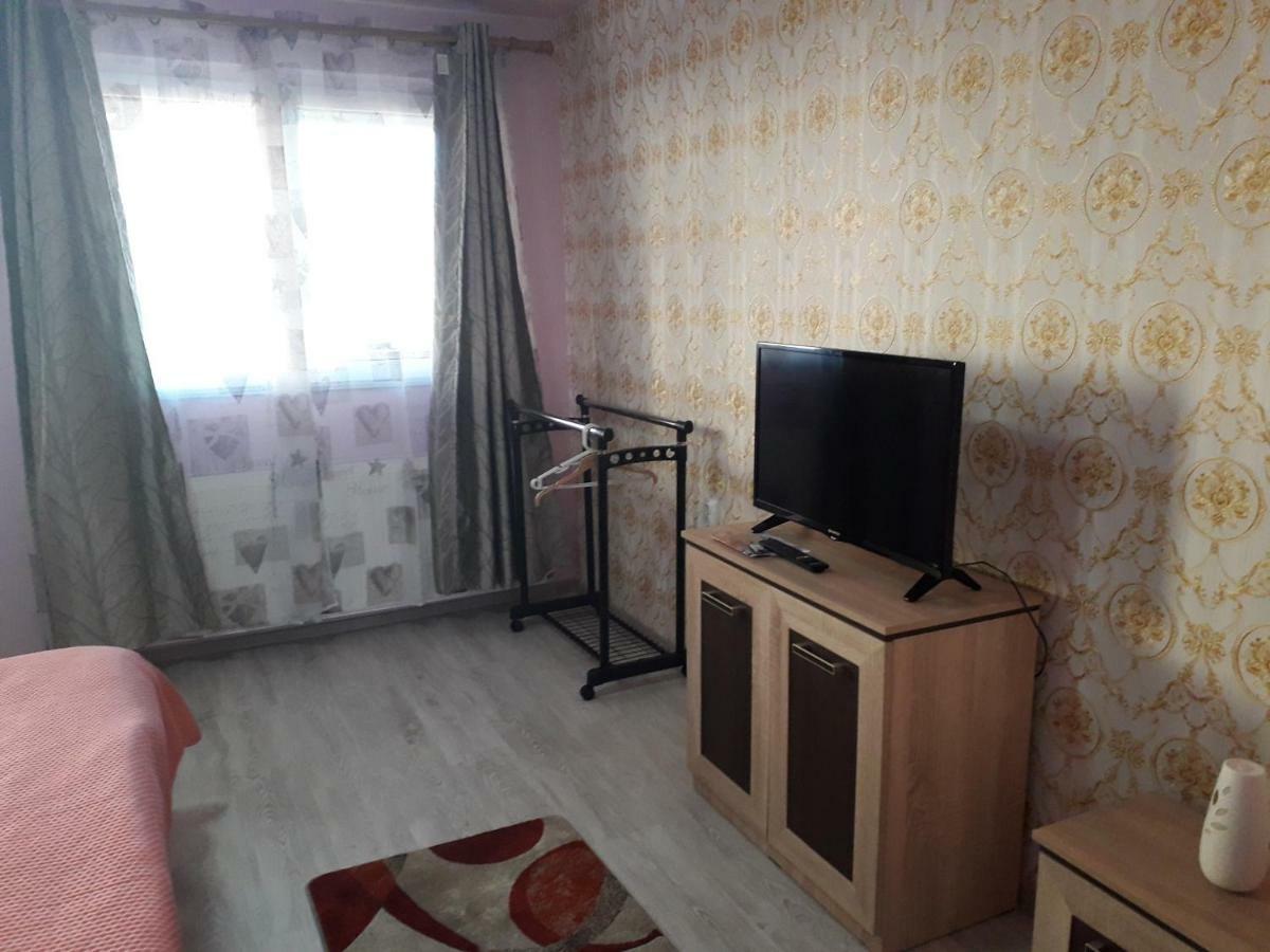 فندق Casa Cu Butoi سوفاتا المظهر الخارجي الصورة