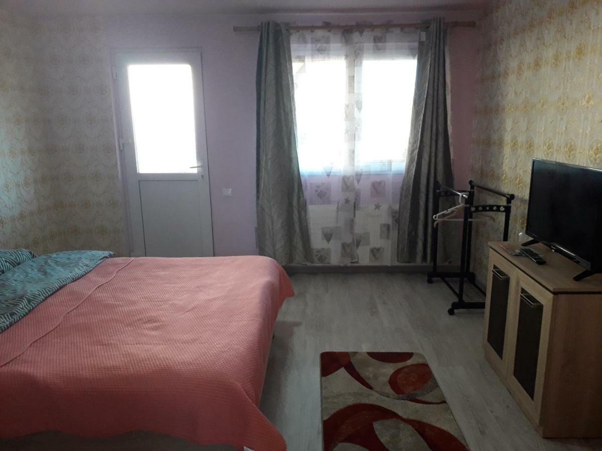 فندق Casa Cu Butoi سوفاتا المظهر الخارجي الصورة